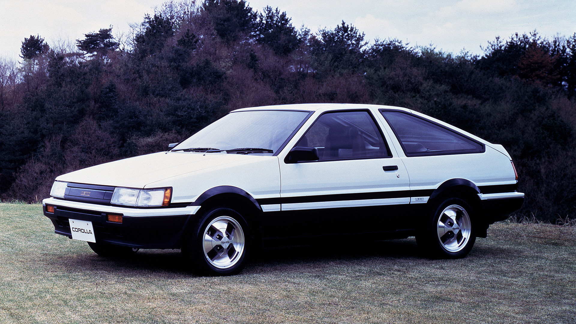 1983 Toyota Corolla Levin 4