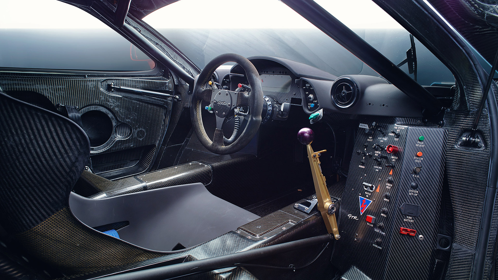 1997 McLaren F1 GTR Longtail 5