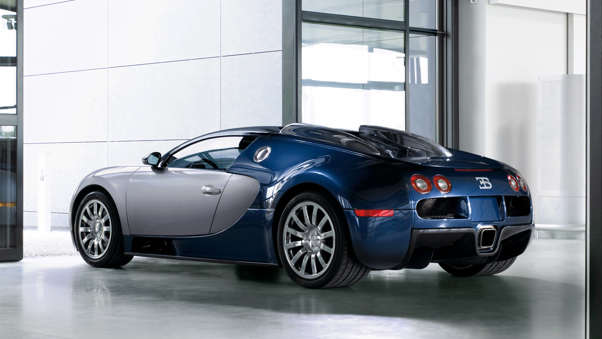 2005 Bugatti Veyron 4