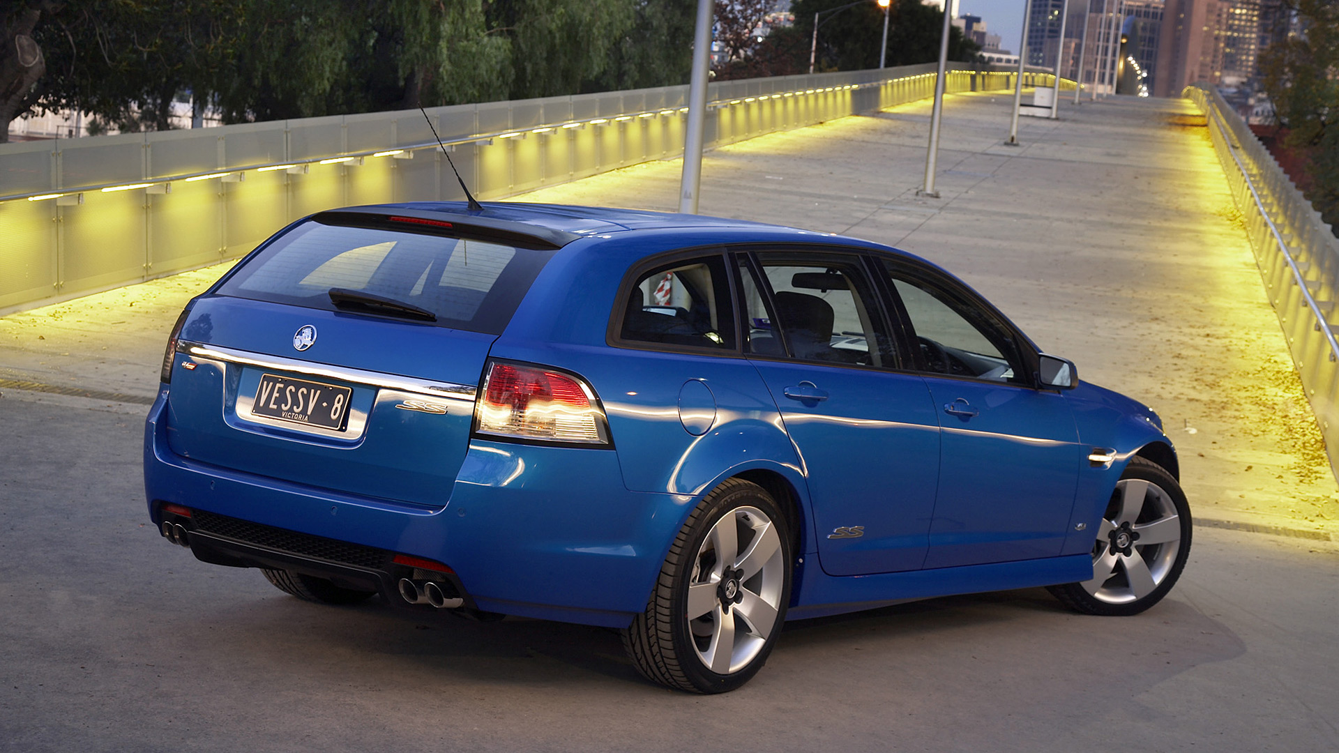 2008 Holden Commodore SS-V Sportwagon 3
