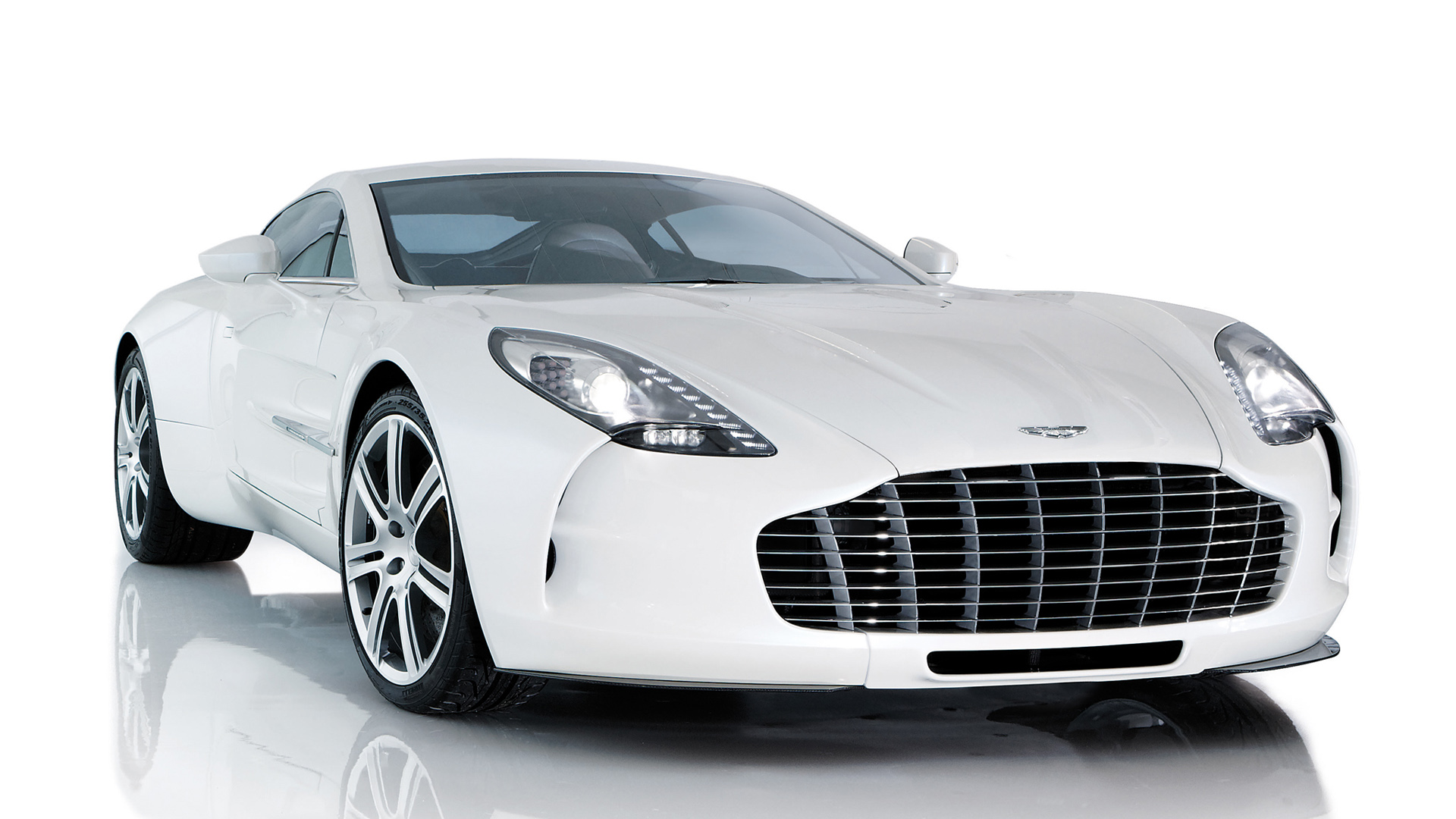 2010 Aston Martin One-77 5
