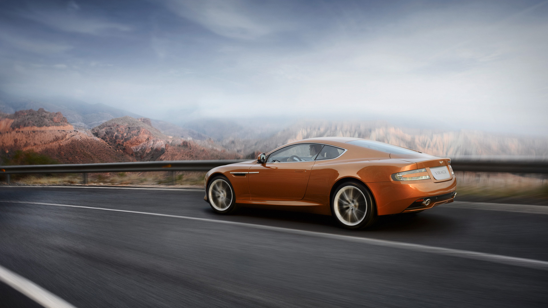 2011 Aston Martin Virage 4