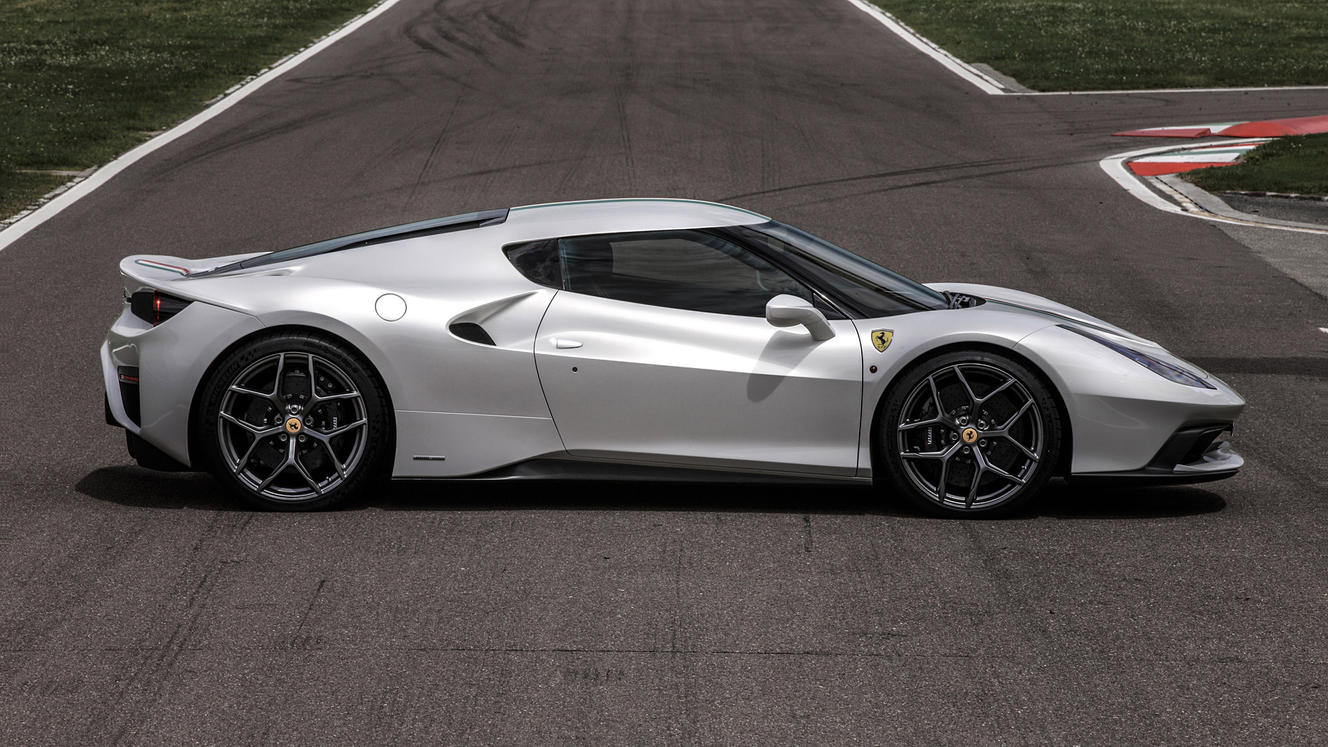 2016 Ferrari 458 MM Speciale 4
