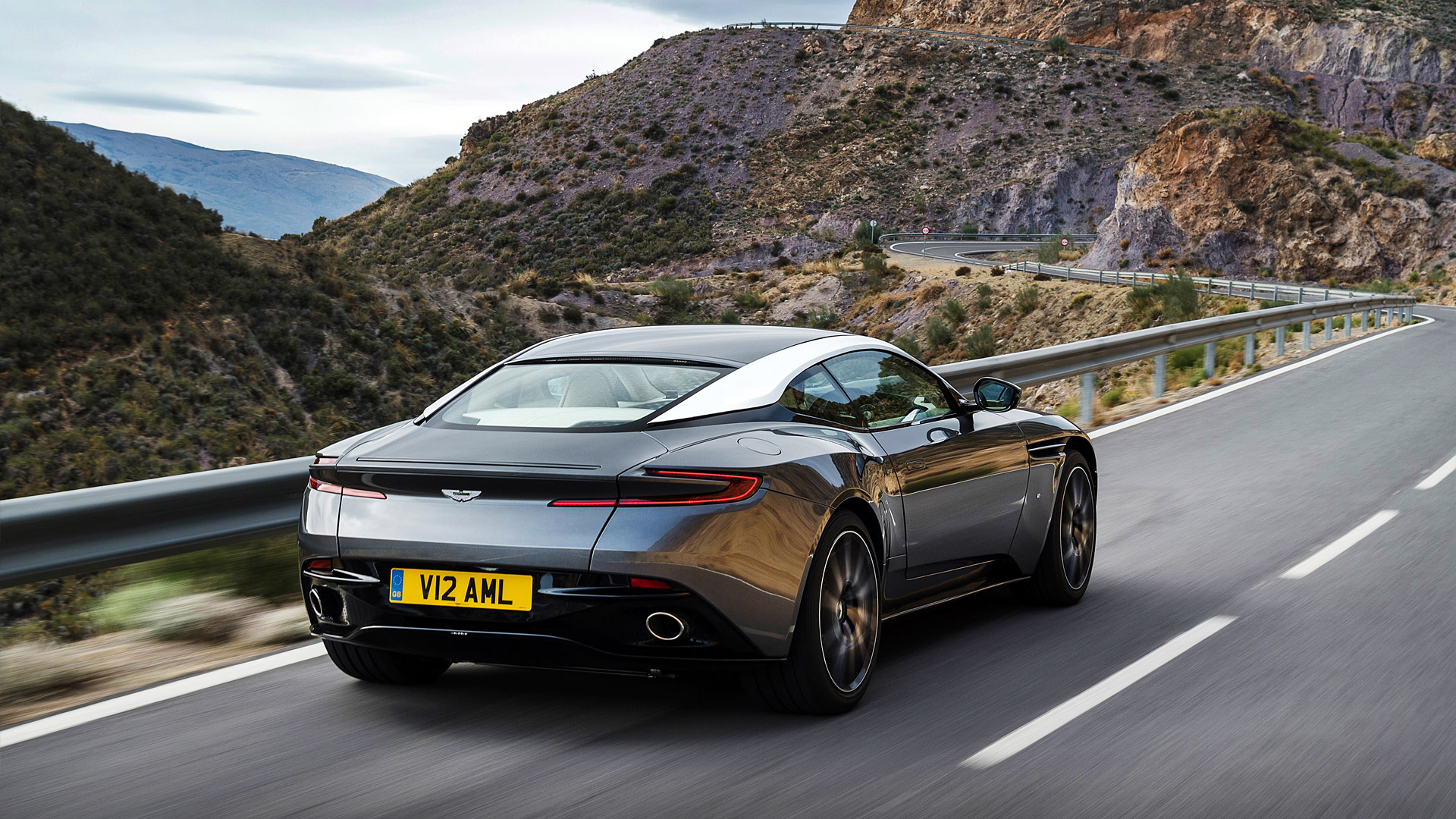 2017 Aston Martin DB11 2