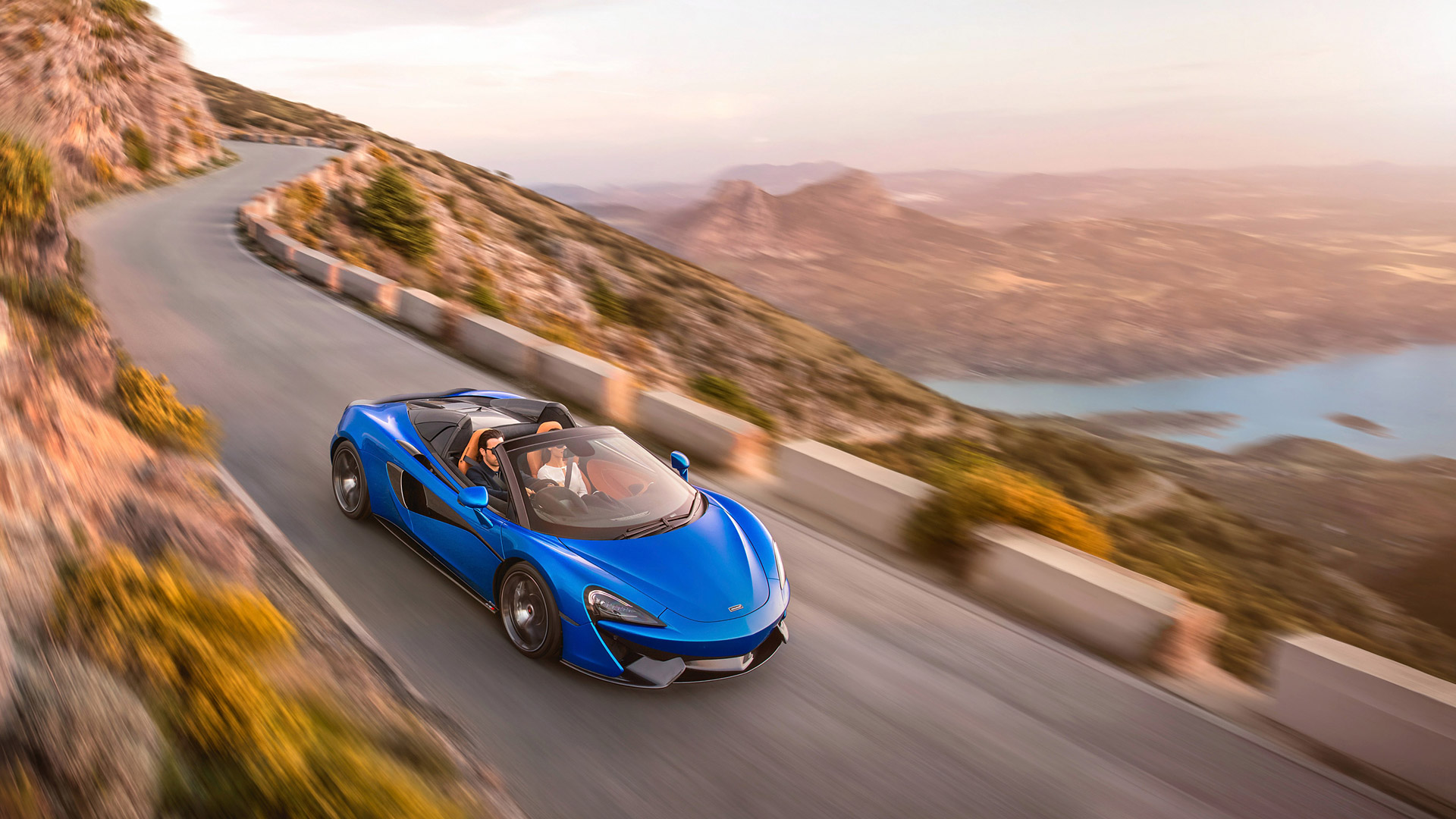 2018 McLaren 570S Spider 3