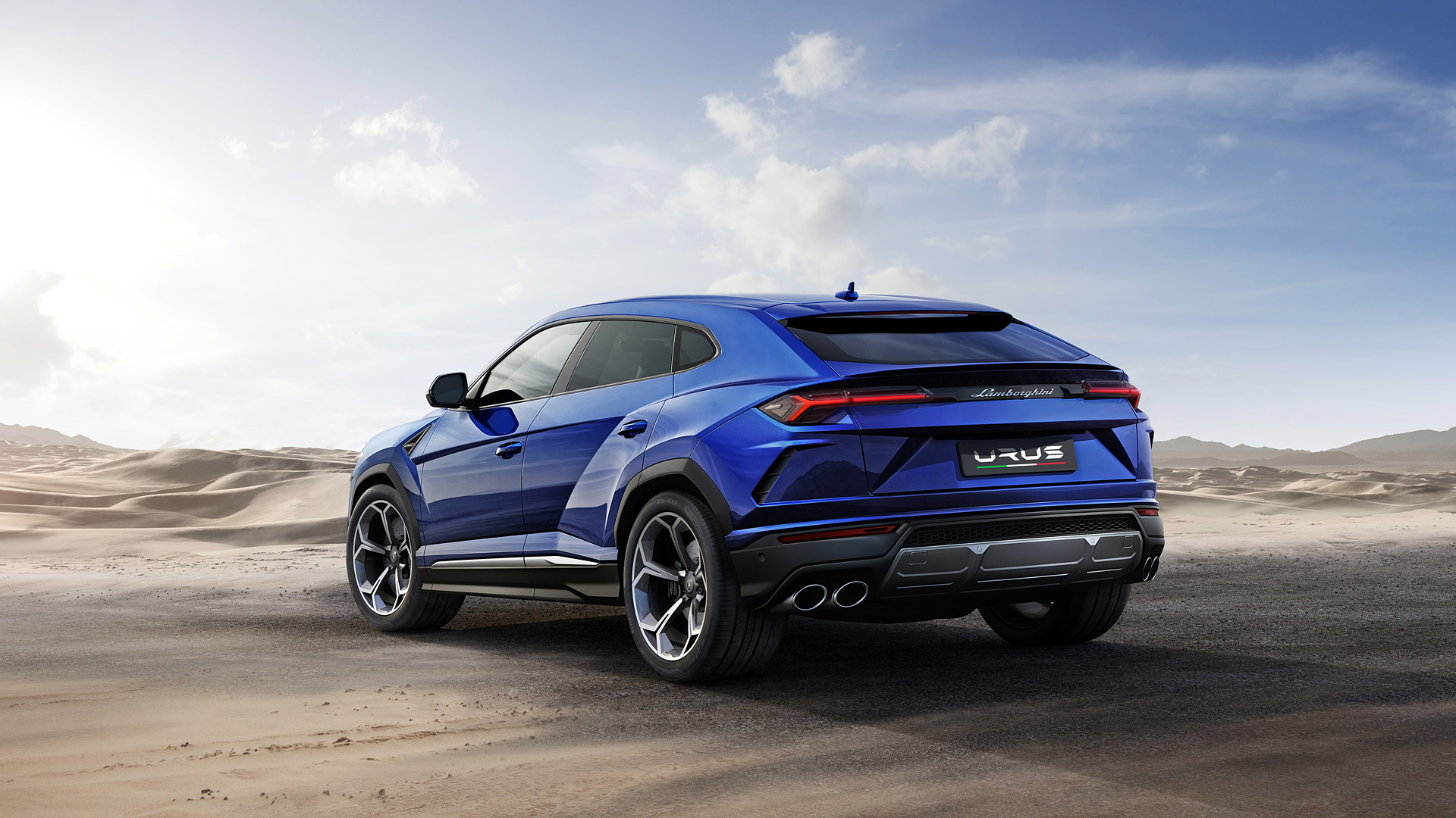 2019 Lamborghini Urus 4