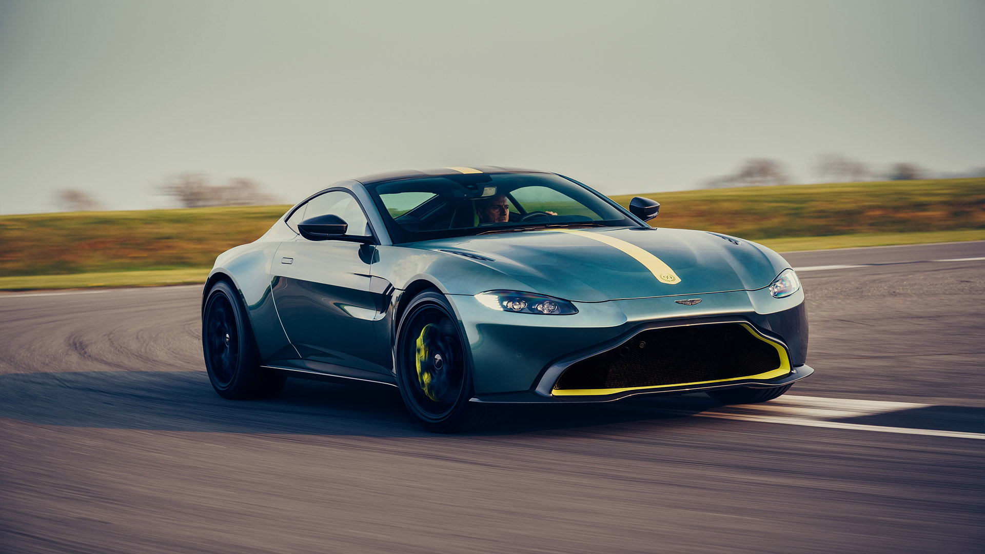 2020 Aston Martin Vantage AMR