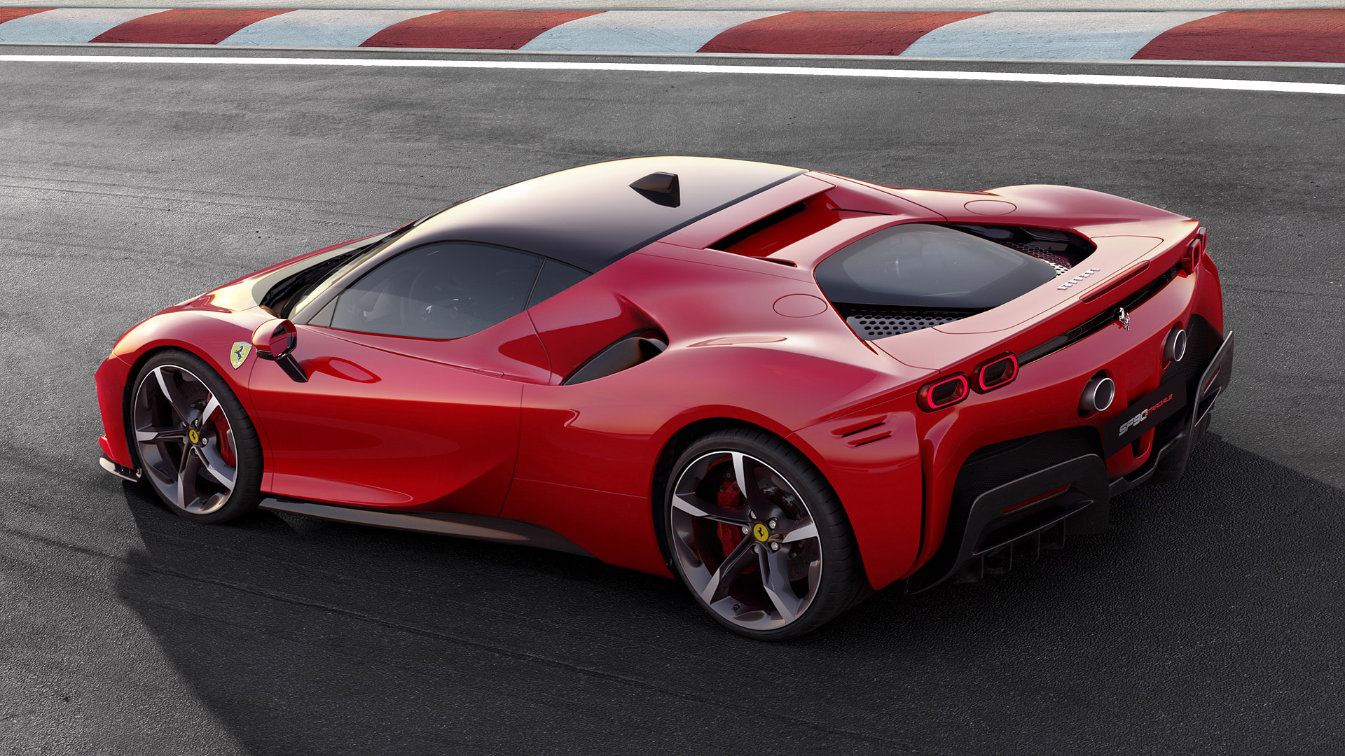 2020 Ferrari SF90 Stradale 3