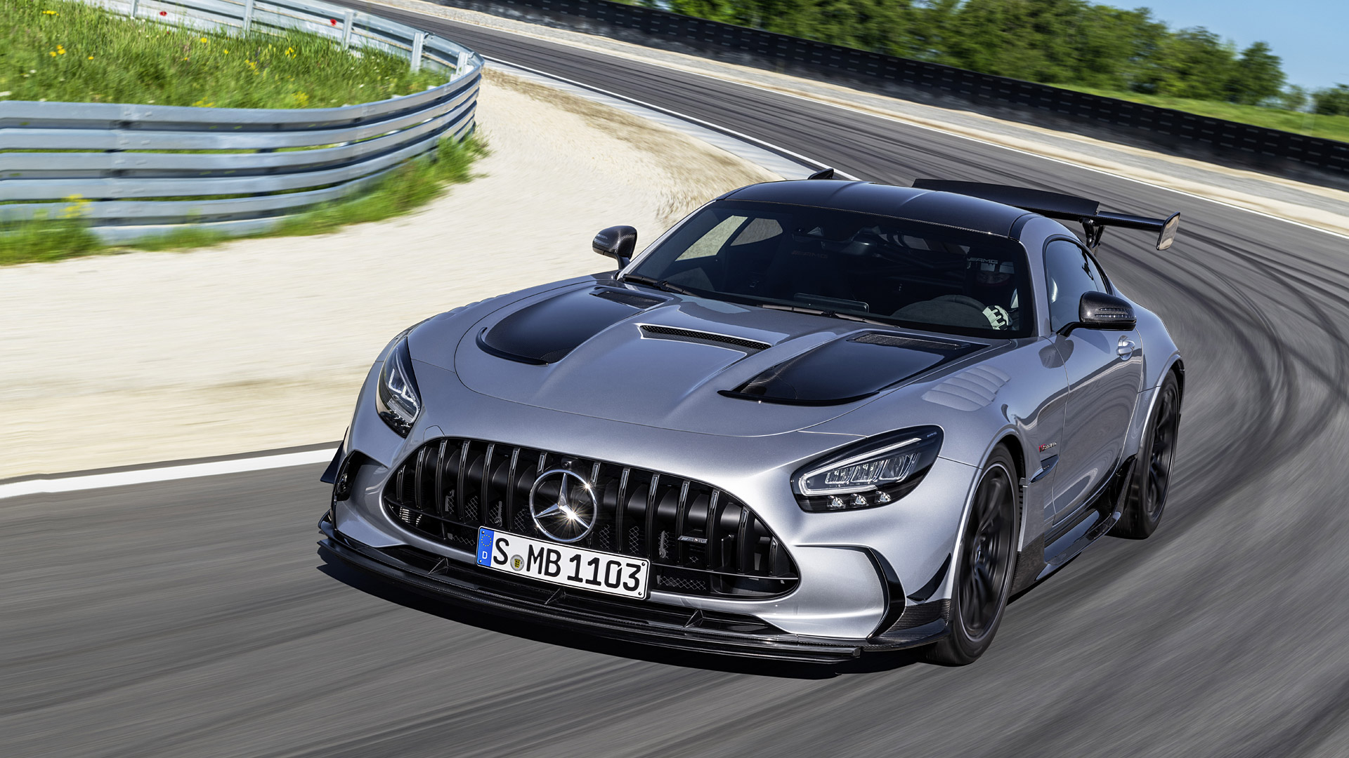 2021 Mercedes-AMG GT Black Series 2