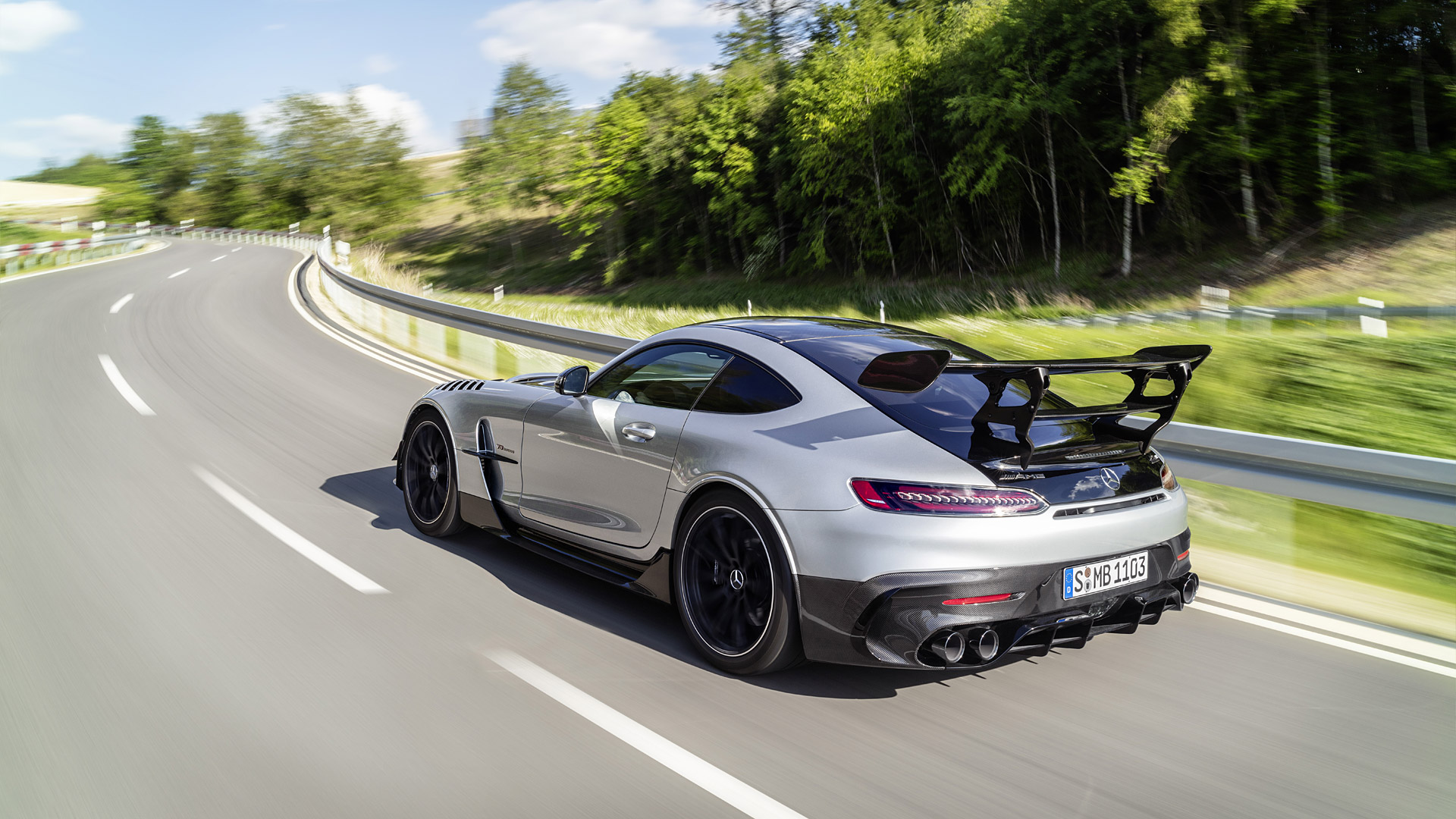 2021 Mercedes-AMG GT Black Series 3