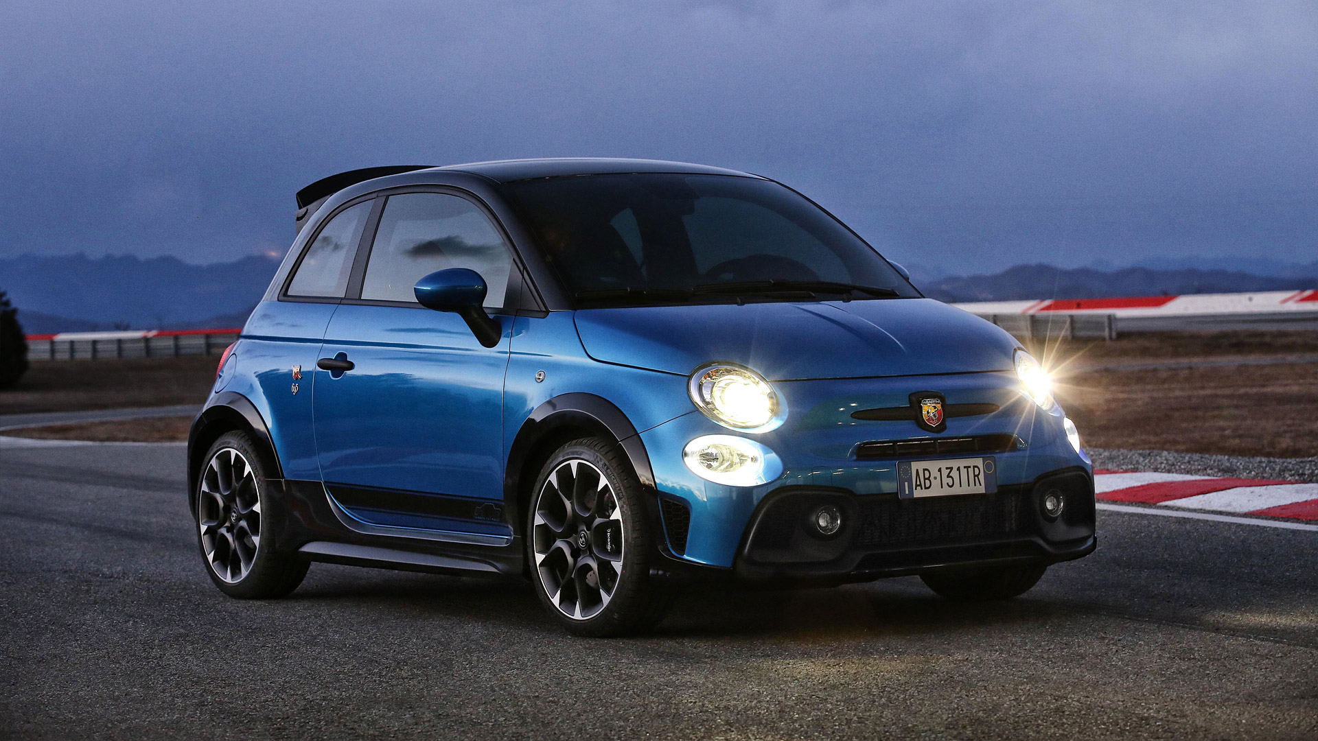 2022 Fiat 695 Abarth Tributo 131 Rally