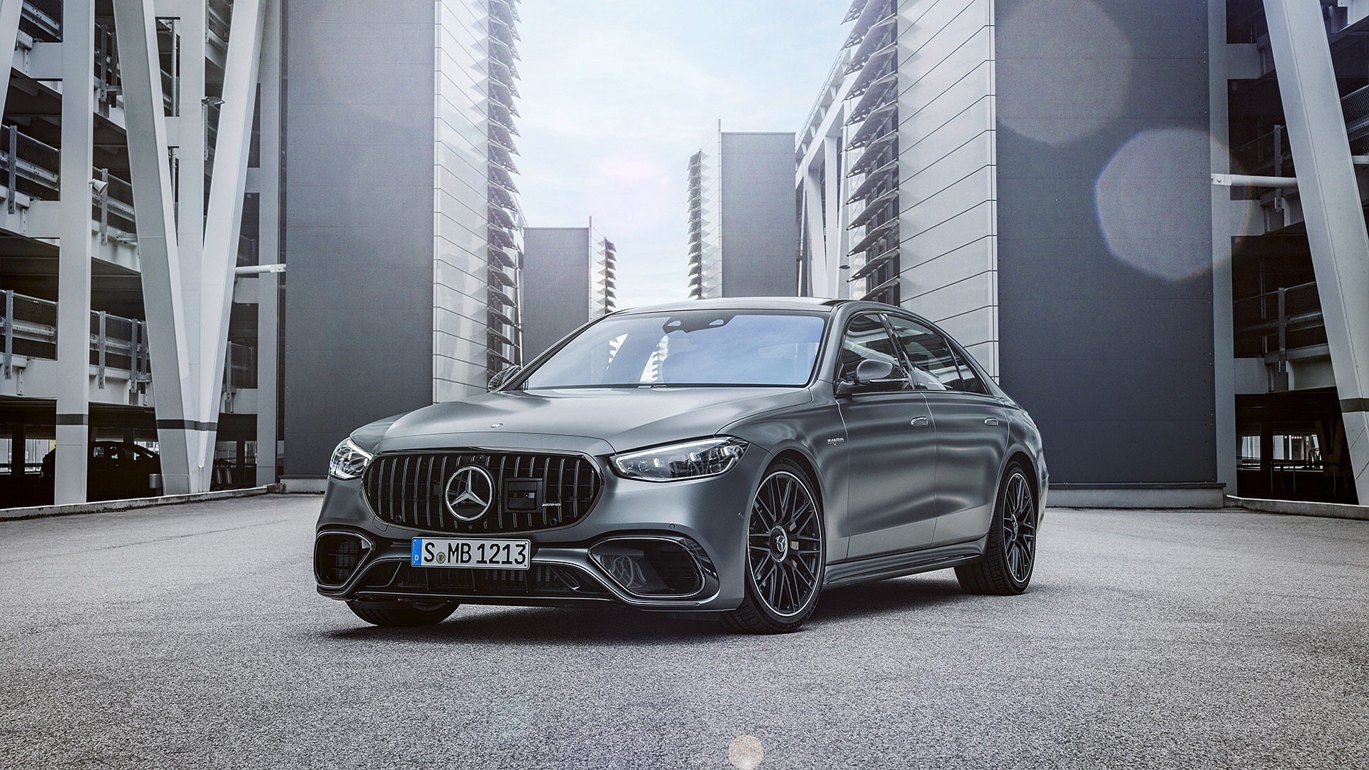 2023 Mercedes-AMG S63 E Performance