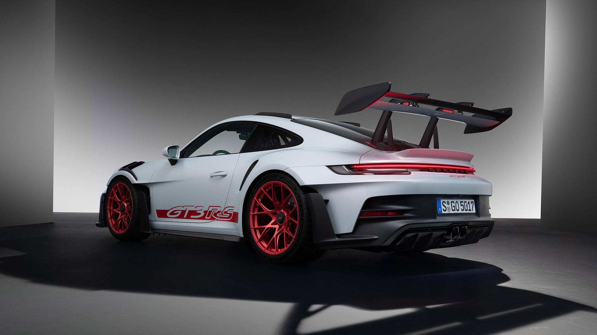 2023 Porsche 911 GT3 RS 2