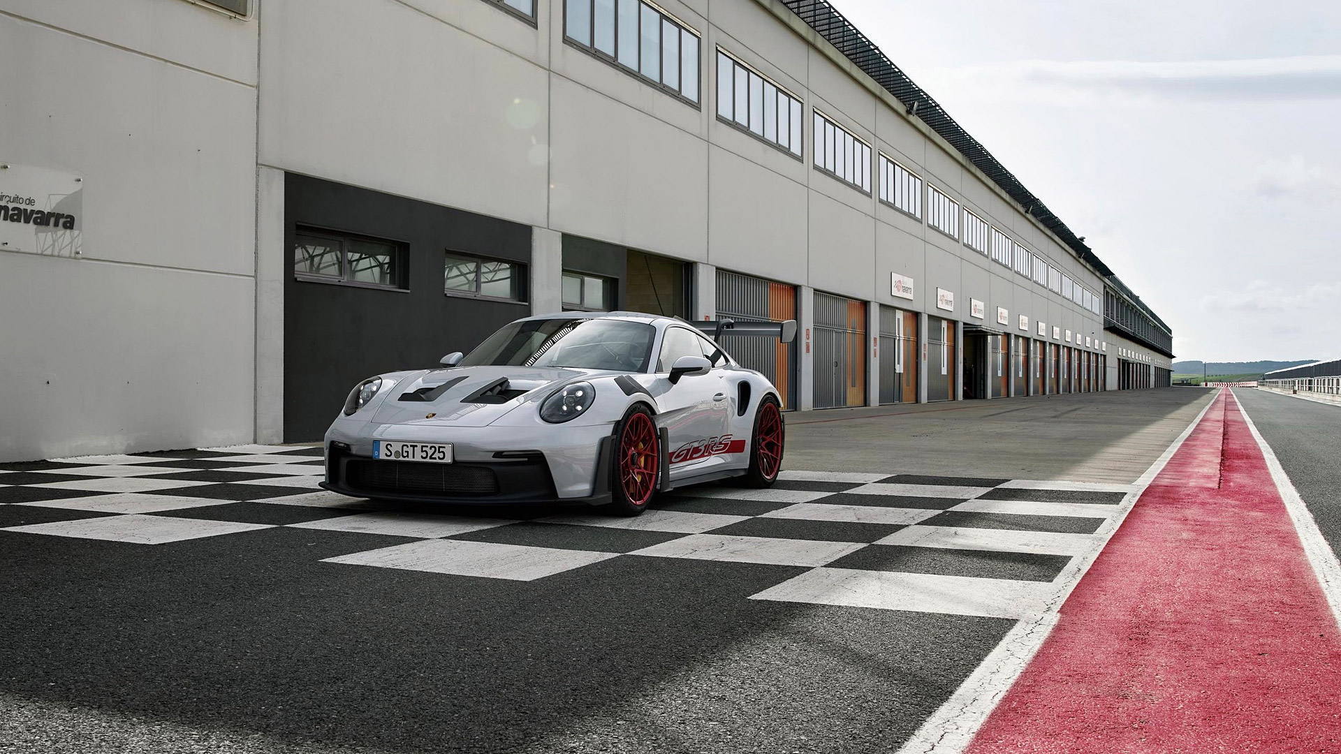 2023 Porsche 911 GT3 RS 3