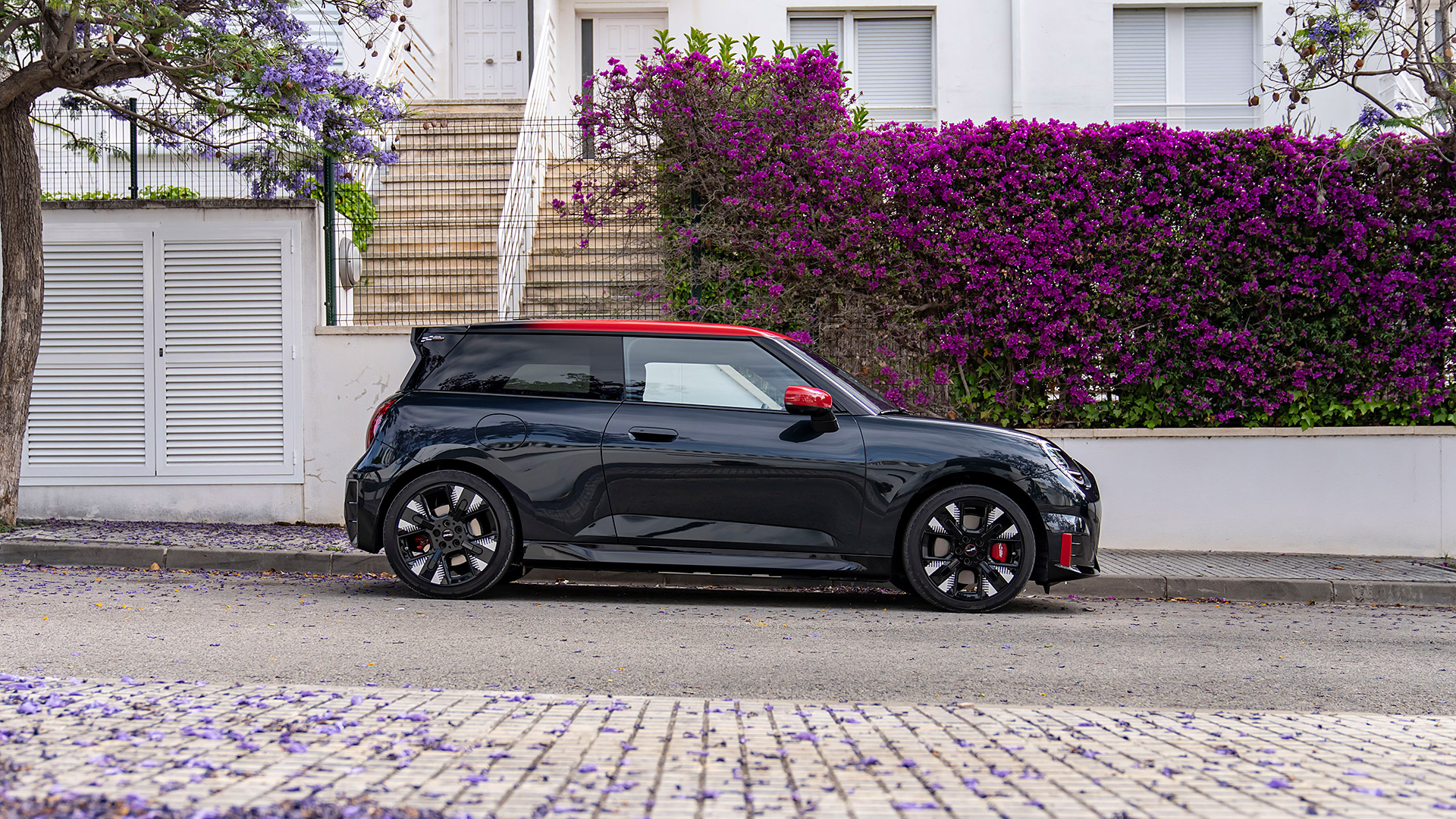 2025 Mini John Cooper Works Electric 2