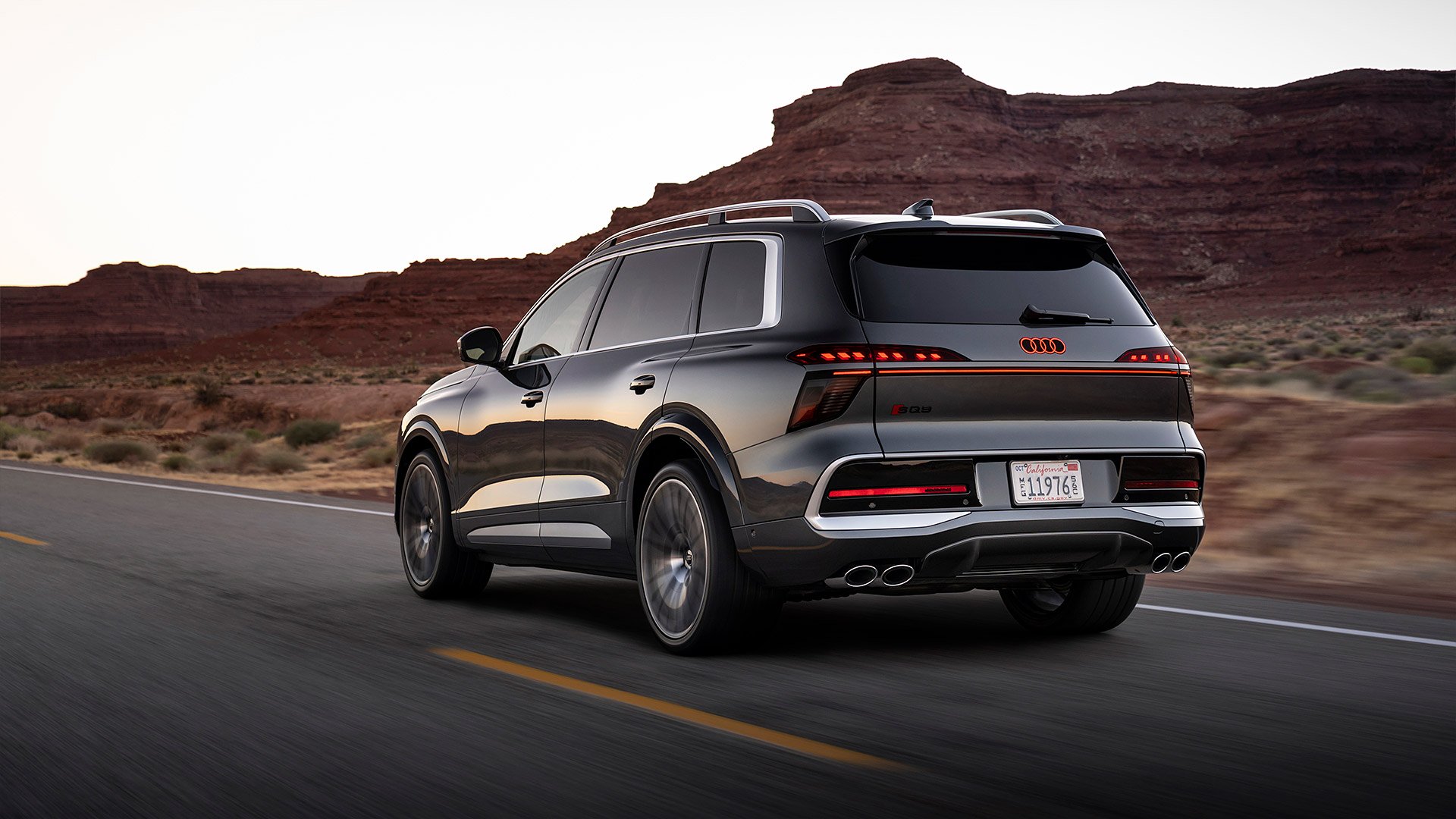 2027 Audi SQ9 3